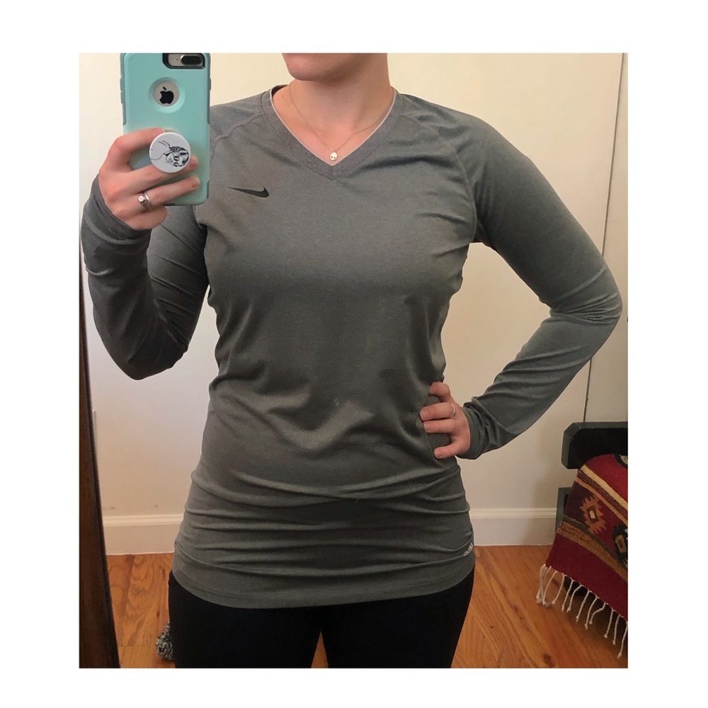 Nike Pro Combat Dri-fit V-Neck long sleeve grey
